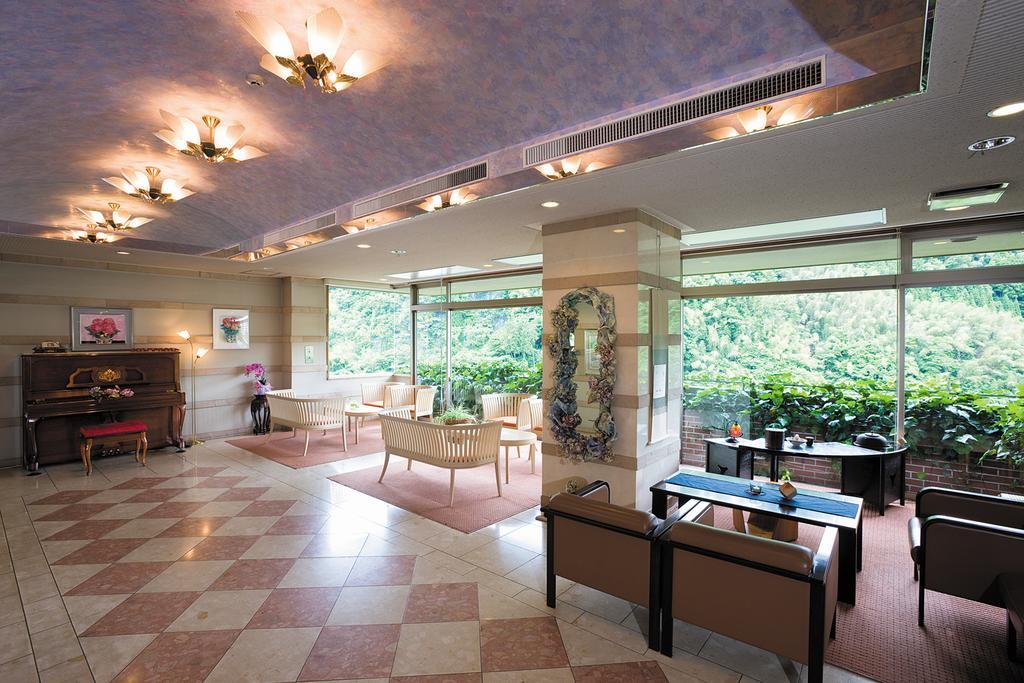 Shinshiyo Hotel Hita Luaran gambar